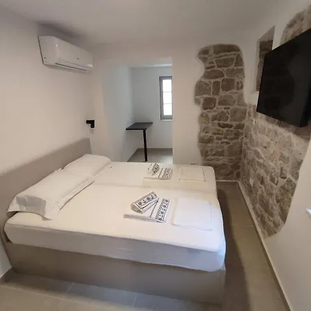 The Center Of Split, Renovated Stone House Apartamento Split